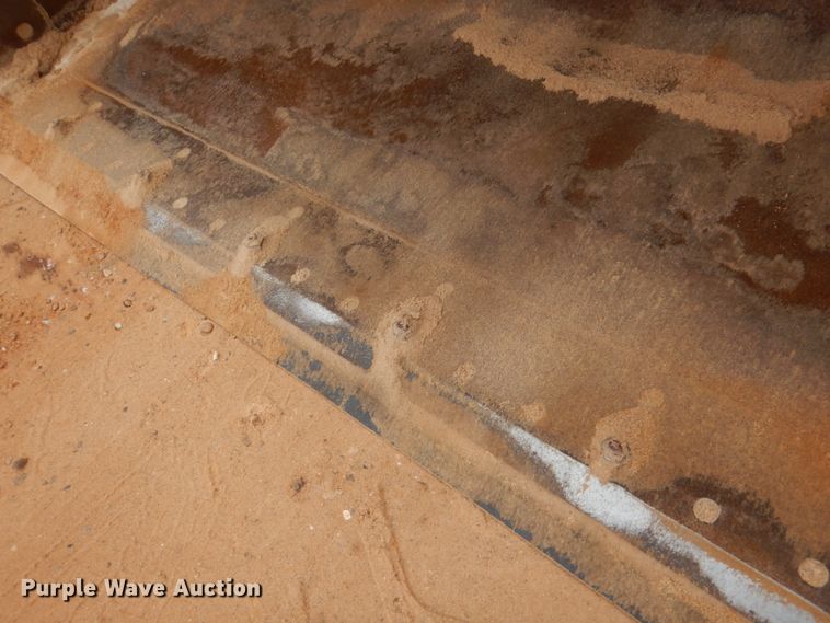 image for item DL0705 2006 John Deere 824J  wheel loader