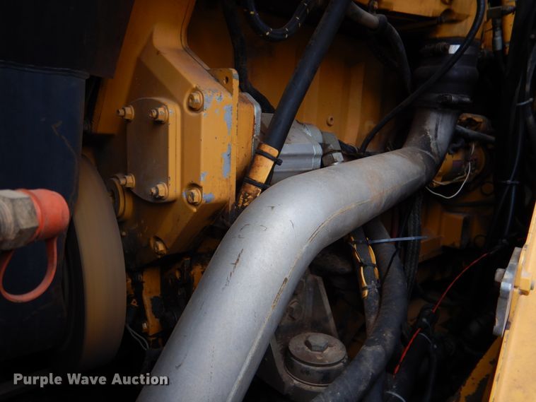 image for item DL0705 2006 John Deere 824J  wheel loader