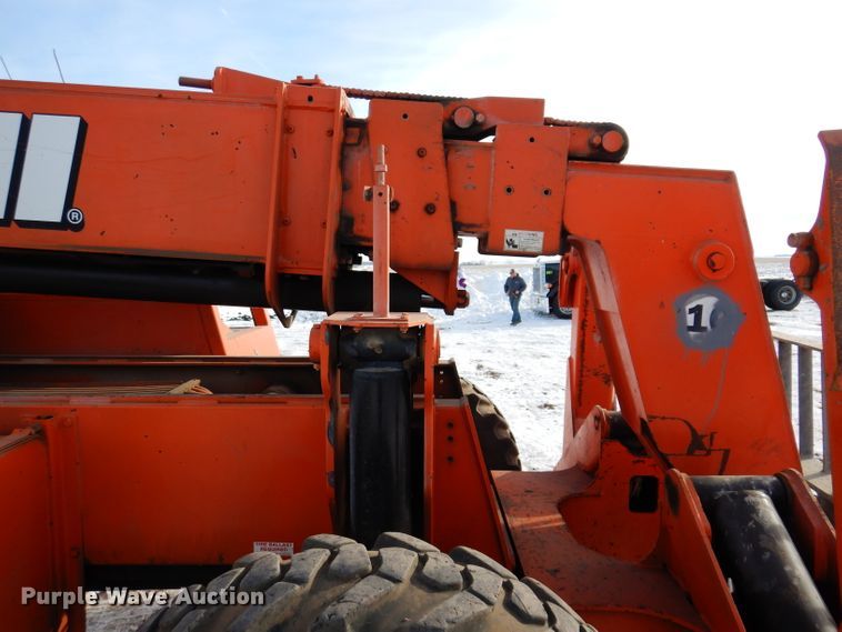 image for item DL5889 2001 Lull 1044C-54 Series II  telehandler