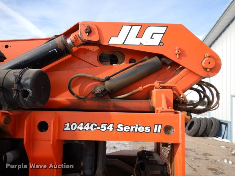 image for item DL5889 2001 Lull 1044C-54 Series II  telehandler