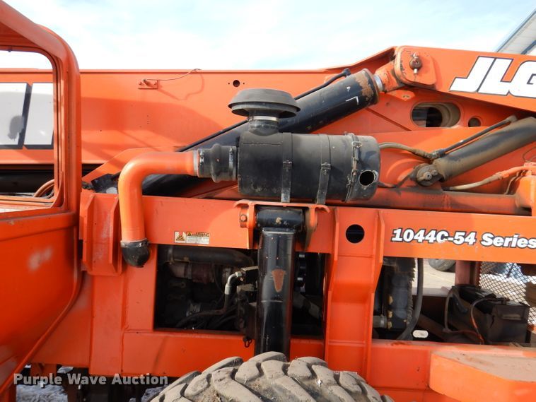 image for item DL5889 2001 Lull 1044C-54 Series II  telehandler