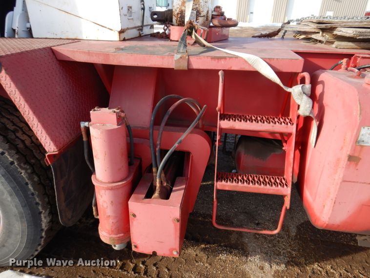 image for item DL5890 1989 Link Belt HTC-850  crane