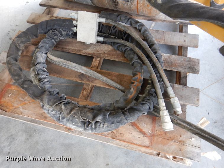 image for item DL5896 Curb Roller CR1059 curb roller