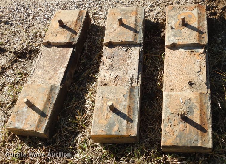 image for item DL6336 24" W rubber track pads