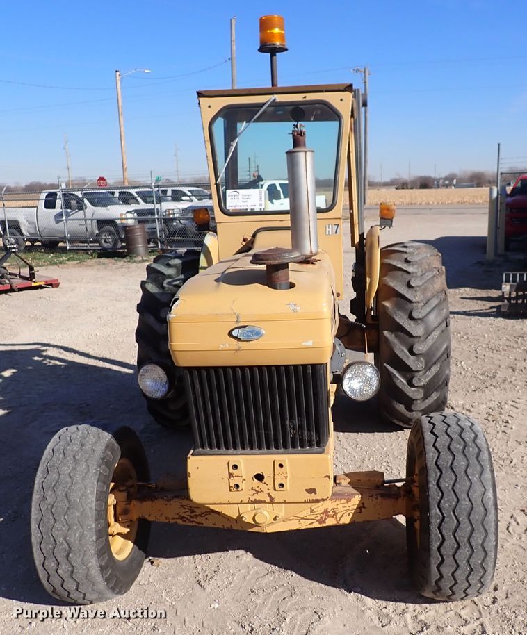 image for item DN2402 Ford 250C  tractor