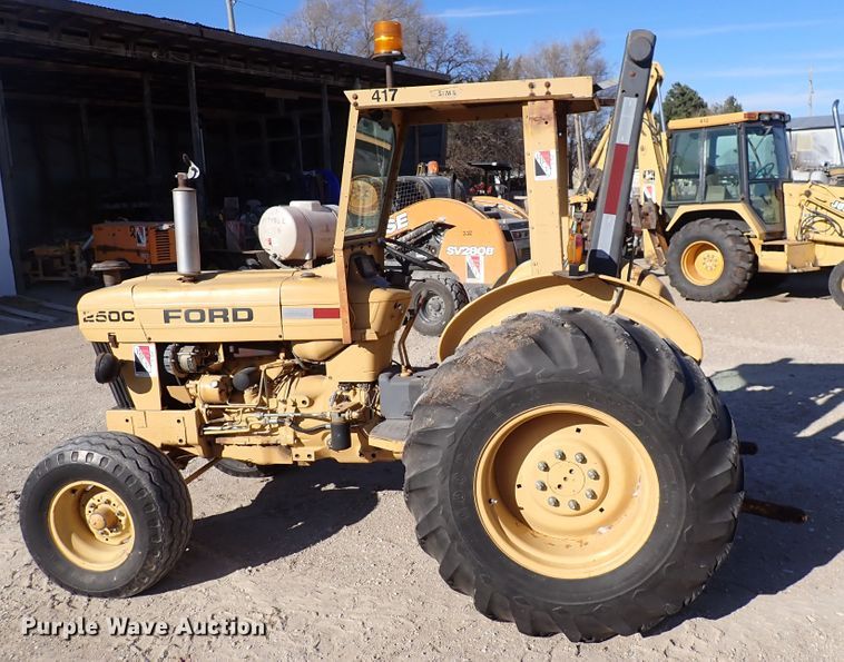 image for item DN2402 Ford 250C  tractor
