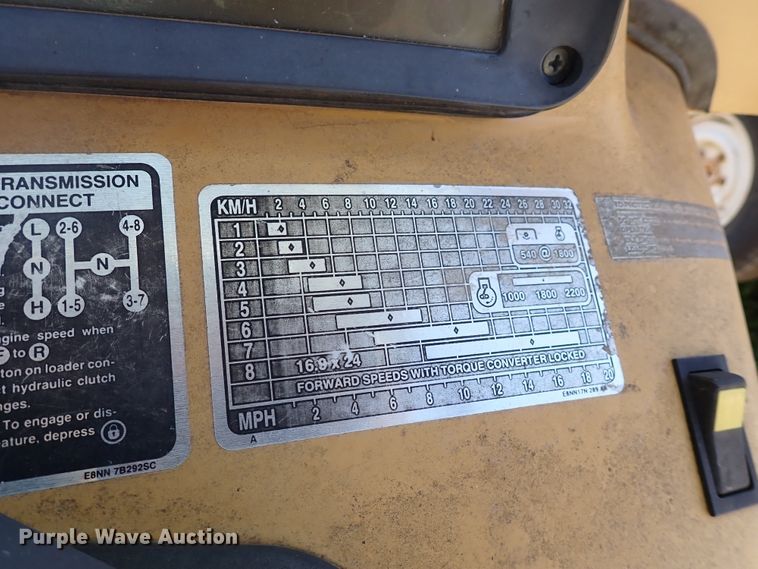 image for item DN2402 Ford 250C  tractor