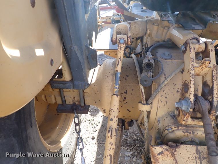 image for item DN2402 Ford 250C  tractor