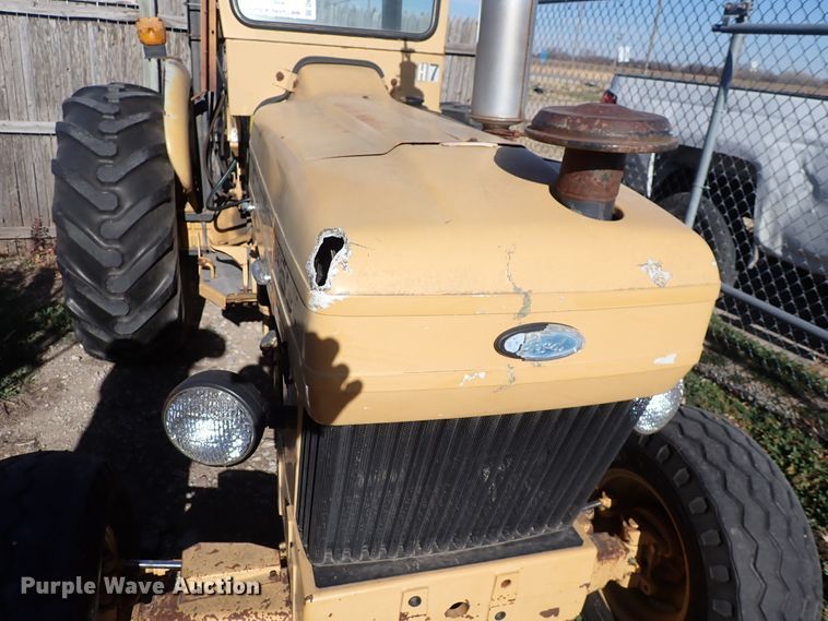 image for item DN2402 Ford 250C  tractor