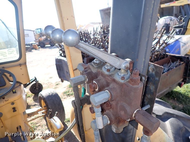 image for item DN2402 Ford 250C  tractor