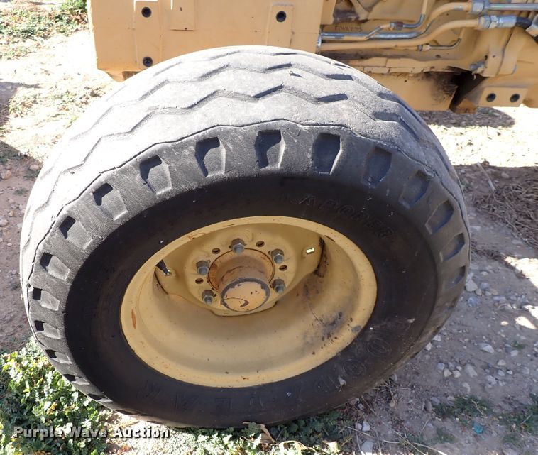 image for item DN2402 Ford 250C  tractor