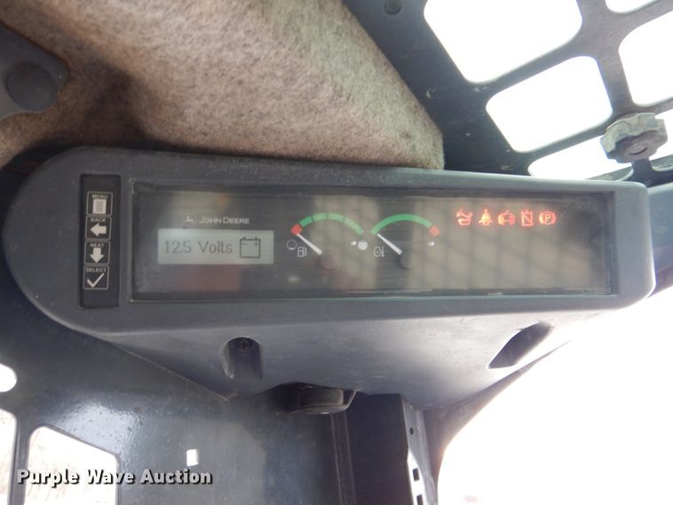 image for item DN2552 2010 John Deere 318D  skid steer loader