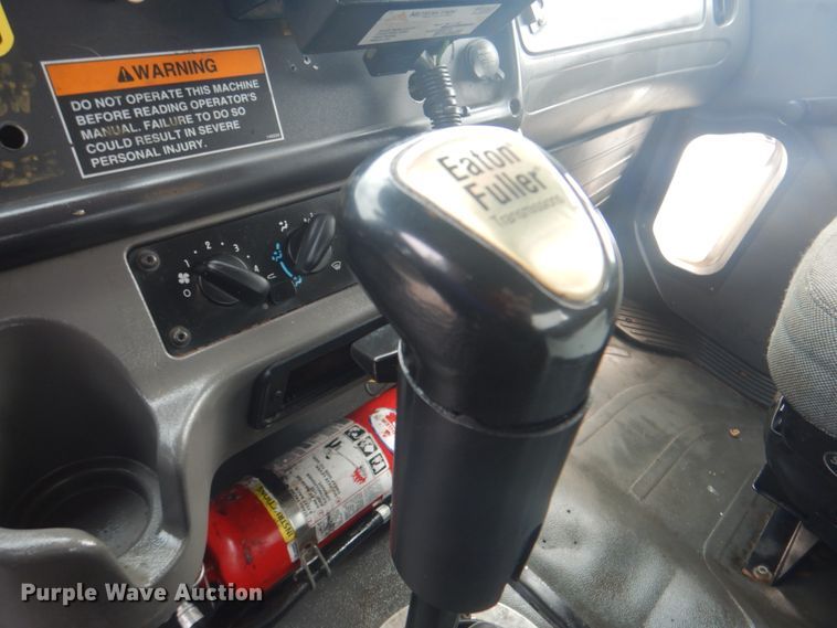 image for item HT9459 2004 Freightliner Business Class M2  utility / service truck