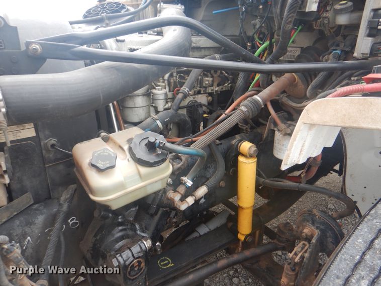 image for item HT9459 2004 Freightliner Business Class M2  utility / service truck