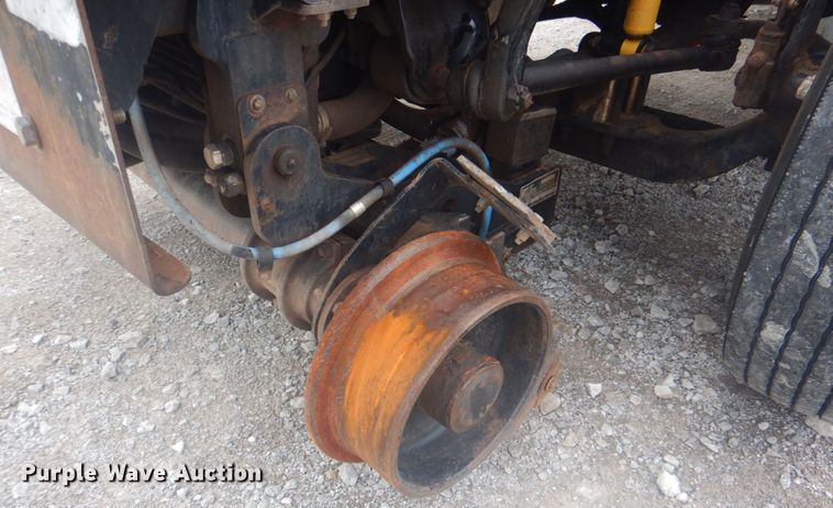 image for item HT9459 2004 Freightliner Business Class M2  utility / service truck