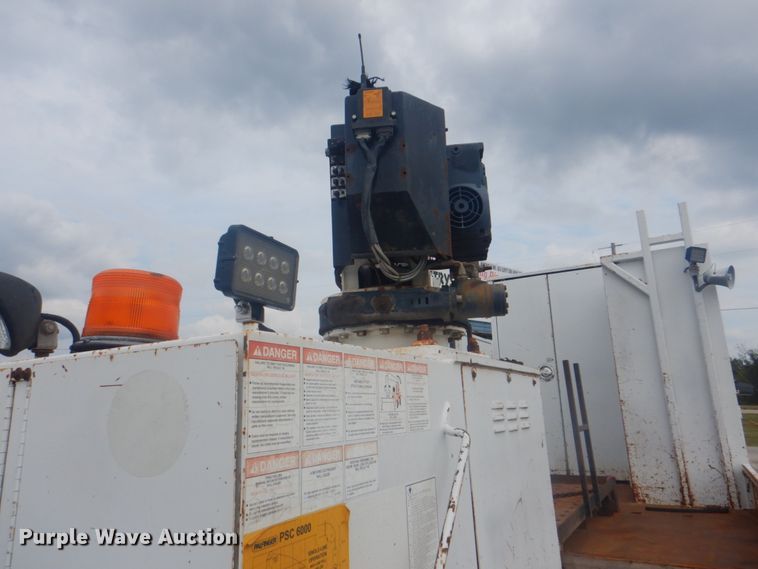 image for item HT9459 2004 Freightliner Business Class M2  utility / service truck