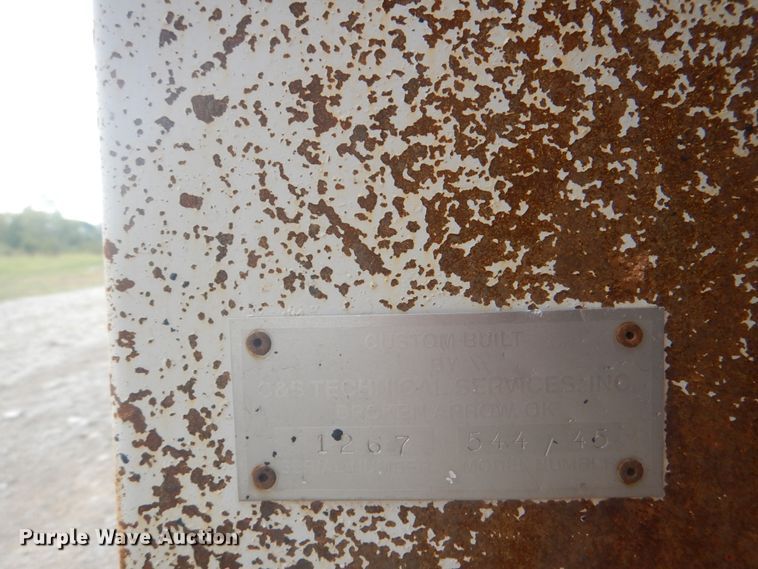 image for item HT9459 2004 Freightliner Business Class M2  utility / service truck