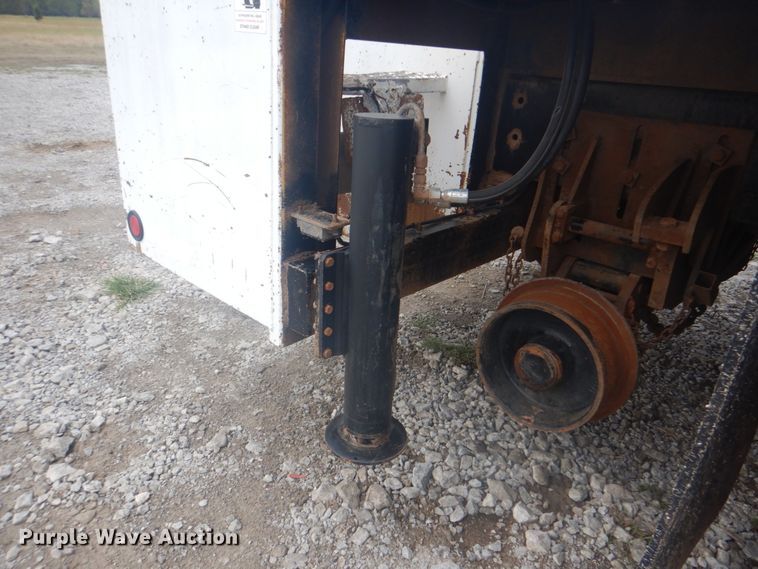 image for item HT9459 2004 Freightliner Business Class M2  utility / service truck