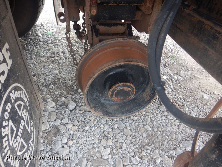 image for item HT9459 2004 Freightliner Business Class M2  utility / service truck