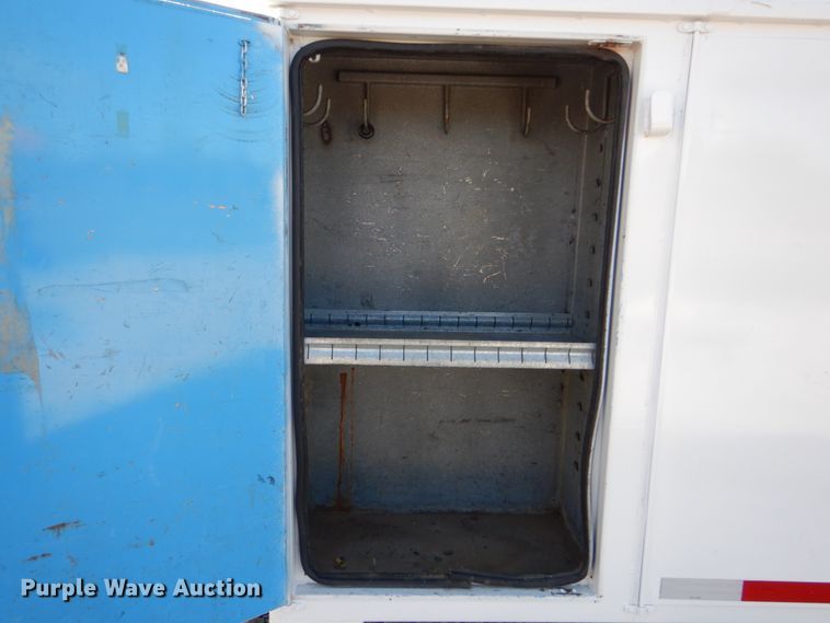 image for item HT9492 2000 Freightliner FL70  utility / service truck