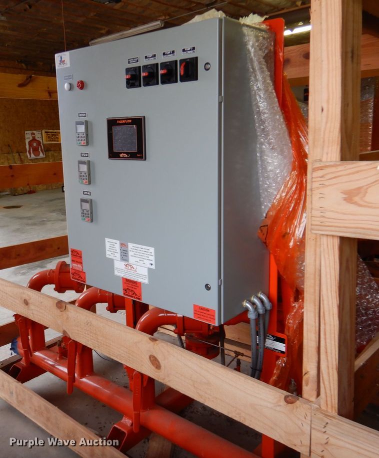 image for item IB9504 Tigerflow ES-3000  Domestic Triplex VFD booster pump