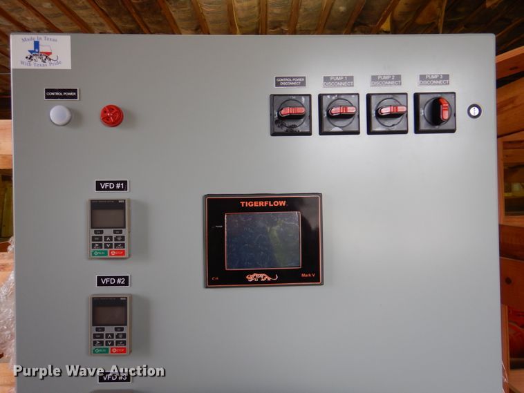 image for item IB9504 Tigerflow ES-3000  Domestic Triplex VFD booster pump