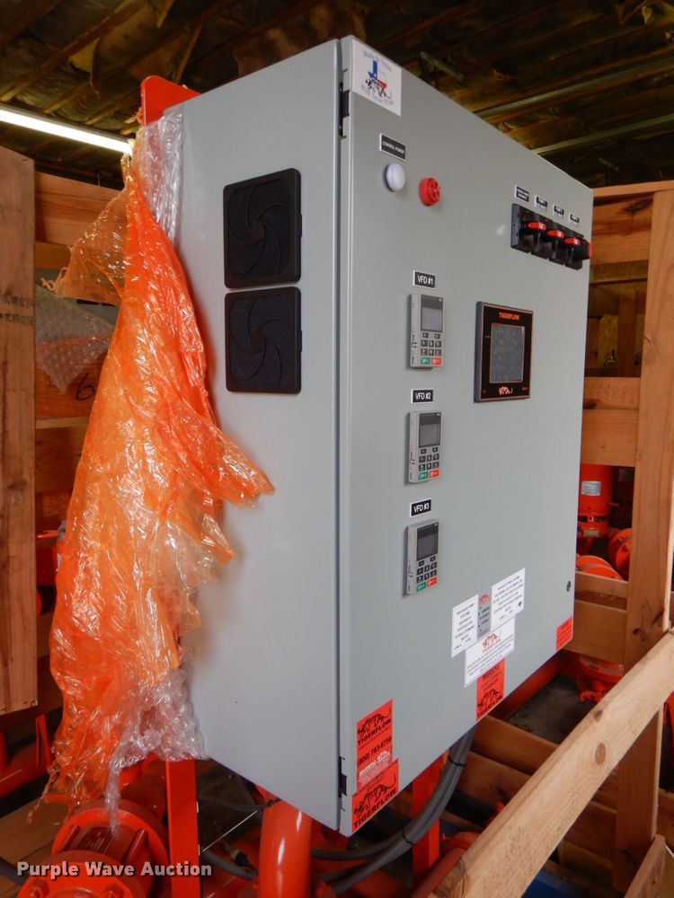 image for item IB9504 Tigerflow ES-3000  Domestic Triplex VFD booster pump