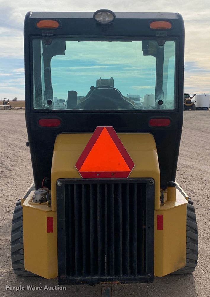 image for item IG9271 2010 Willmar Wrangler 4560  compact wheel loader