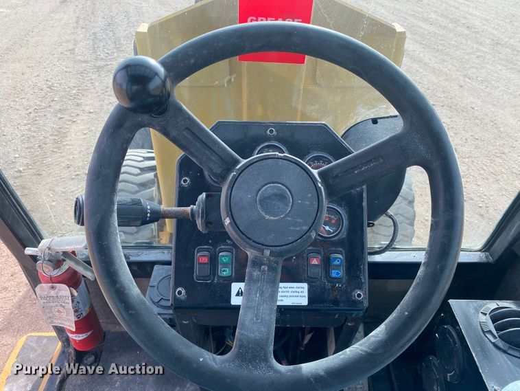 image for item IG9271 2010 Willmar Wrangler 4560  compact wheel loader