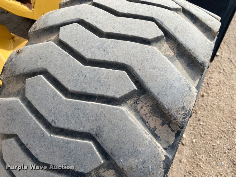 image for item IG9271 2010 Willmar Wrangler 4560  compact wheel loader