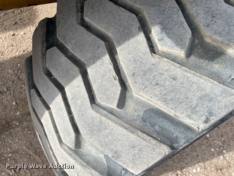 image for item IG9271 2010 Willmar Wrangler 4560  compact wheel loader