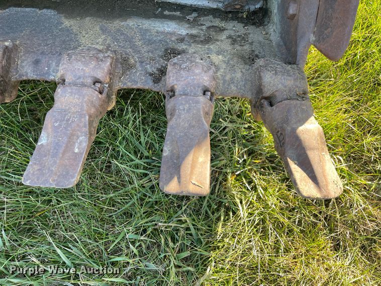 image for item IJ9525 37"W excavator bucket