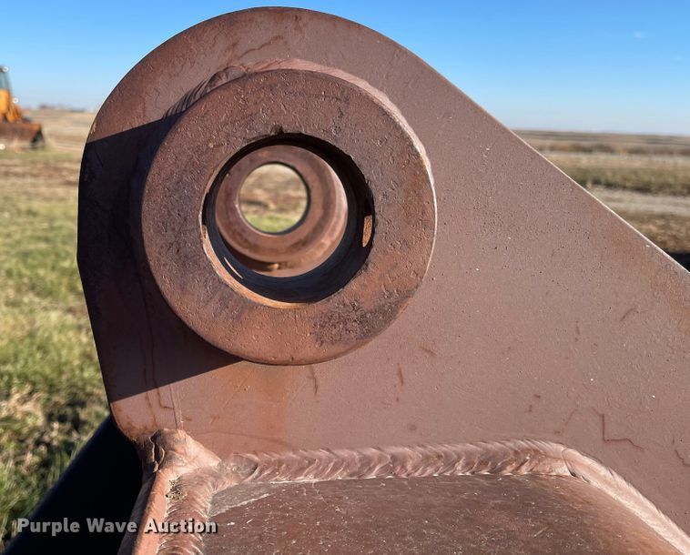 image for item IJ9525 37"W excavator bucket