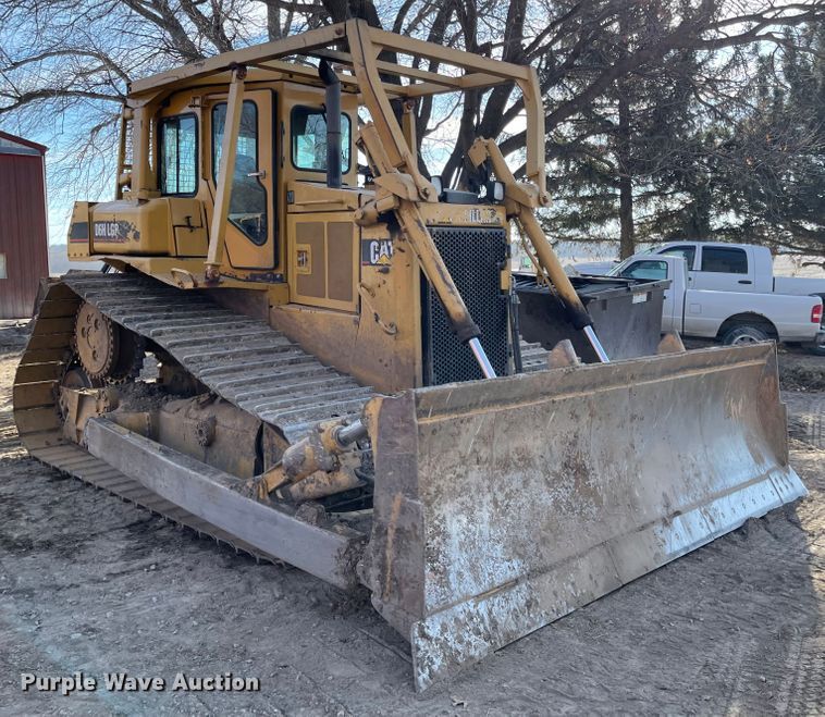 image for item IJ9527 1986 Caterpillar D6H LGP Series II  dozer