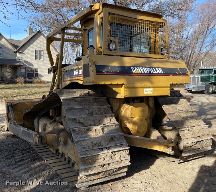 image for item IJ9527 1986 Caterpillar D6H LGP Series II  dozer