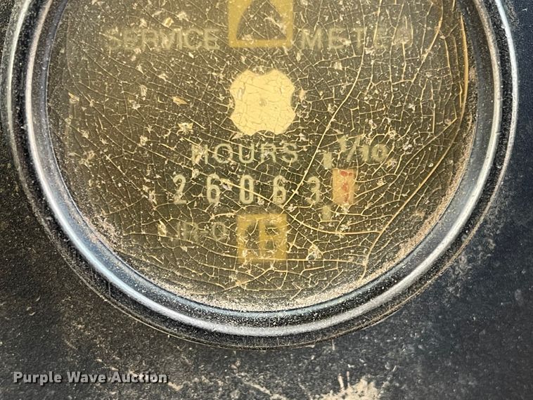 image for item IJ9527 1986 Caterpillar D6H LGP Series II  dozer