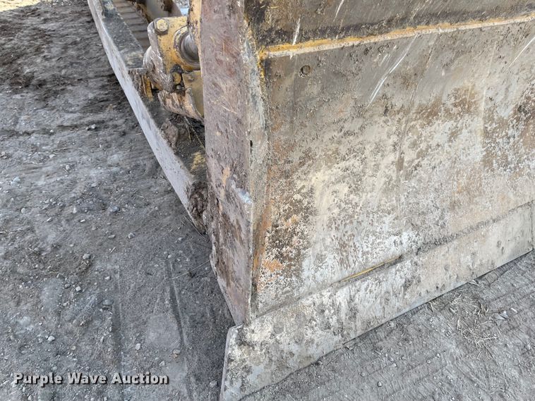 image for item IJ9527 1986 Caterpillar D6H LGP Series II  dozer