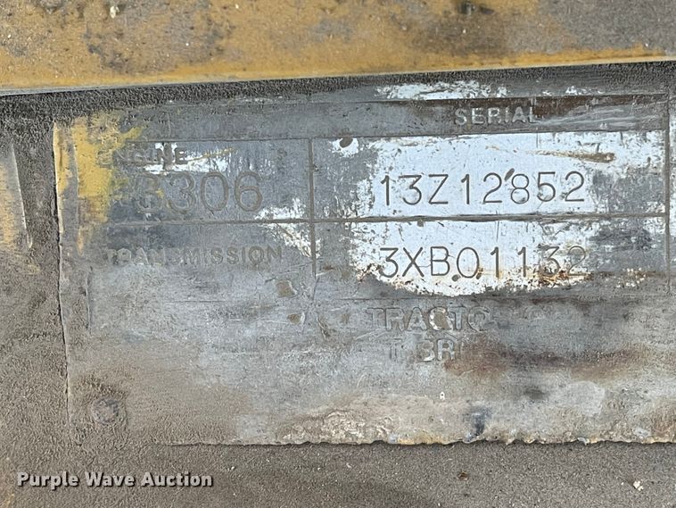 image for item IJ9527 1986 Caterpillar D6H LGP Series II  dozer