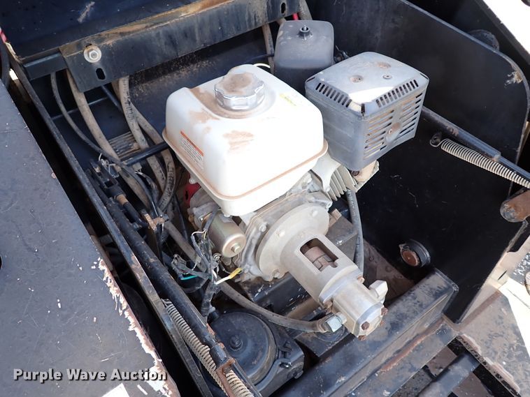 image for item IS9277 2012 Trail King TK110HDG-1-553  lowboy equipment trailer