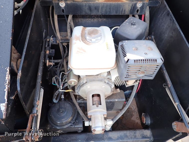 image for item IS9277 2012 Trail King TK110HDG-1-553  lowboy equipment trailer