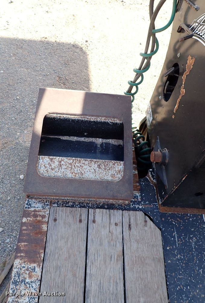 image for item IS9277 2012 Trail King TK110HDG-1-553  lowboy equipment trailer