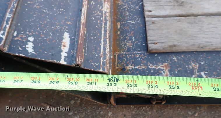 image for item IS9277 2012 Trail King TK110HDG-1-553  lowboy equipment trailer