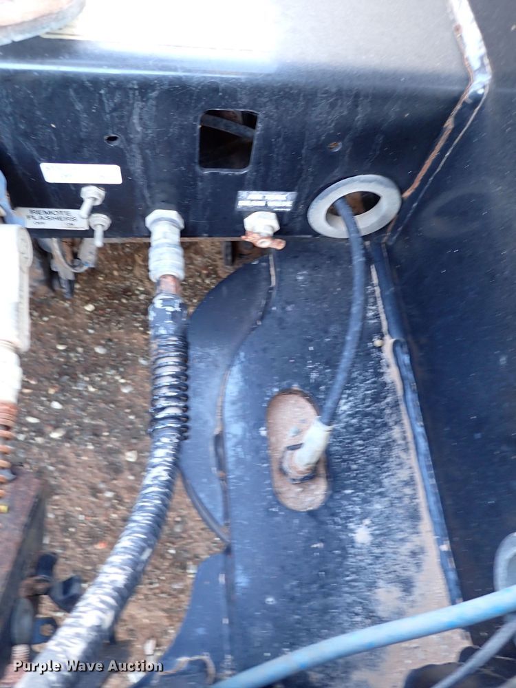 image for item IS9277 2012 Trail King TK110HDG-1-553  lowboy equipment trailer