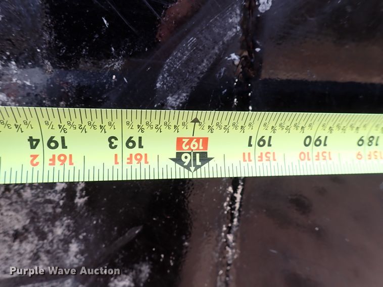 image for item IS9287 2003 International 9200i  dump truck