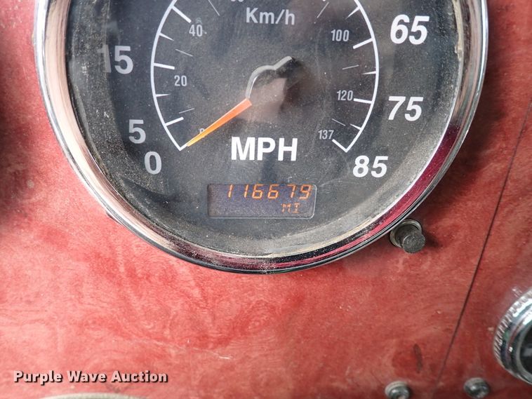 image for item IS9287 2003 International 9200i  dump truck