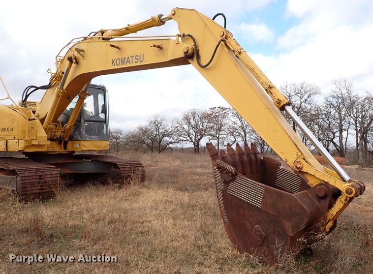 image for item IS9307 2000 Komatsu PC228USLC-2  excavator