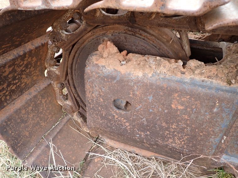 image for item IS9307 2000 Komatsu PC228USLC-2  excavator