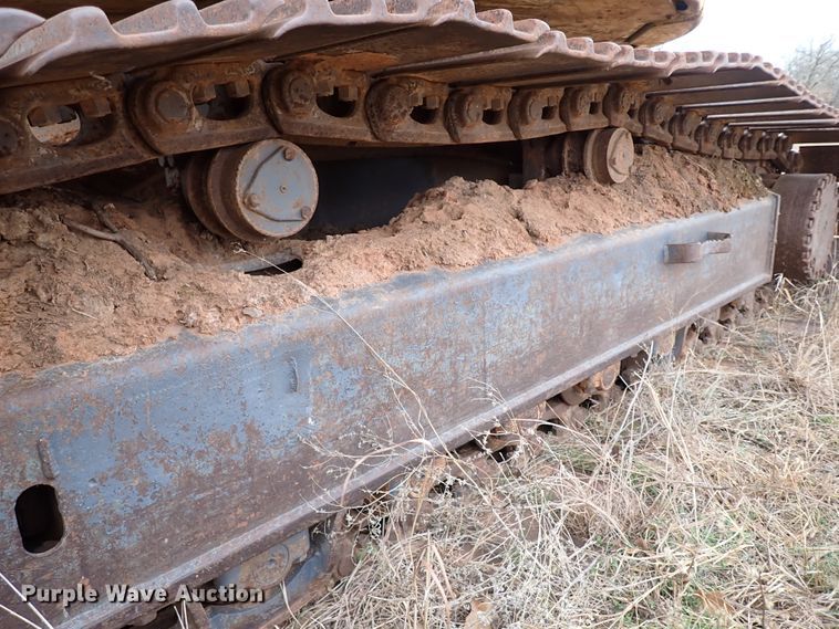 image for item IS9307 2000 Komatsu PC228USLC-2  excavator