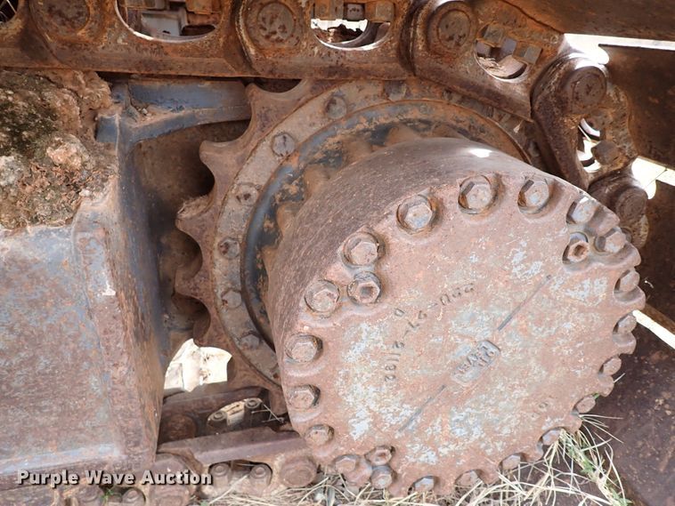 image for item IS9307 2000 Komatsu PC228USLC-2  excavator