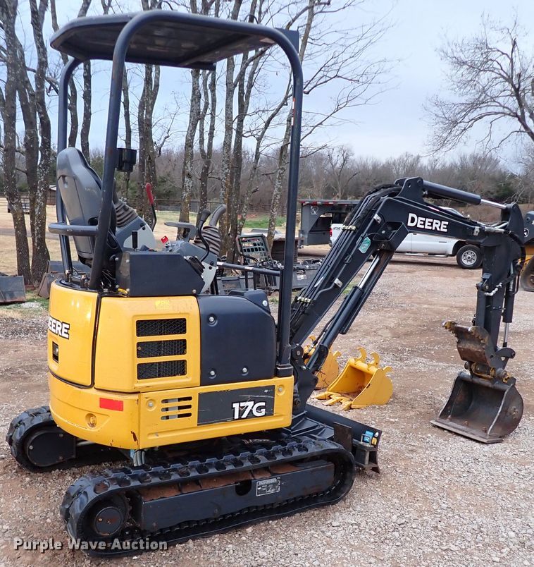 image for item IS9348 2018 John Deere 17G  mini excavator
